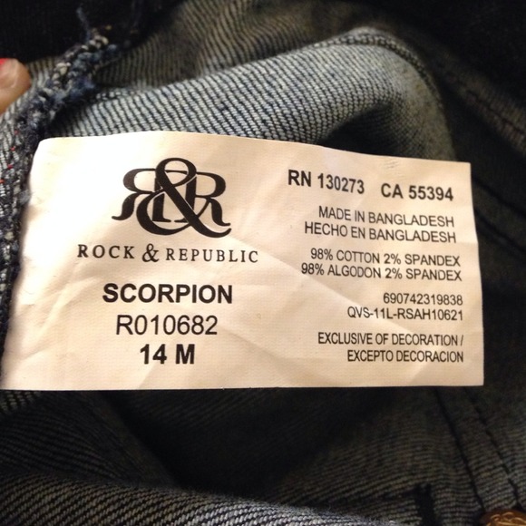 Rock & republic boot cut jeans - Picture 2 of 3