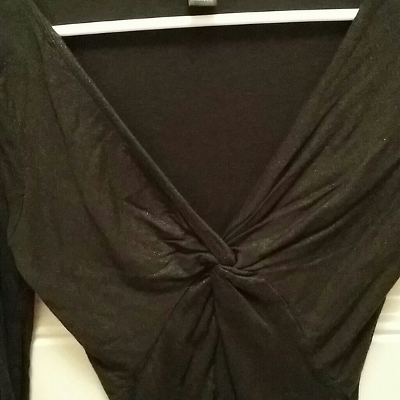 Express low cut twist top - Picture 2 of 4