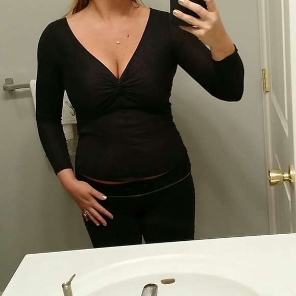 Express low cut twist top - Picture 4 of 4