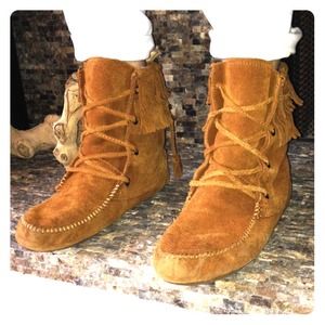 Minnetonka Fringed Ankle Boots