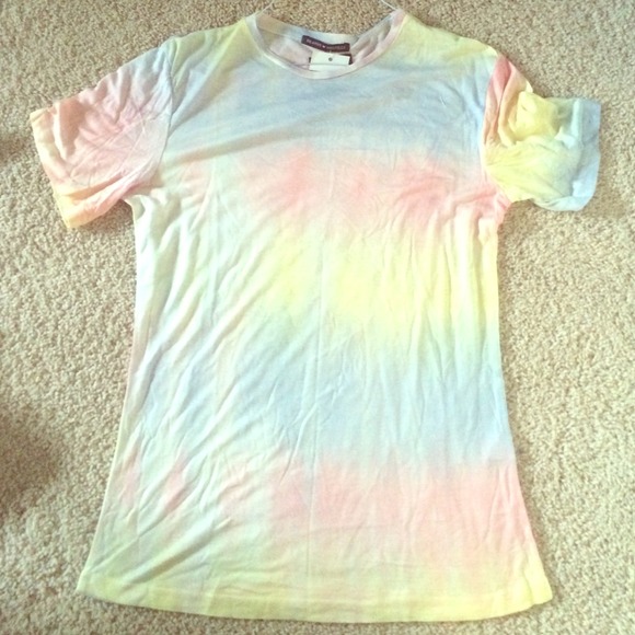 Brandy melville tye-dyed tee