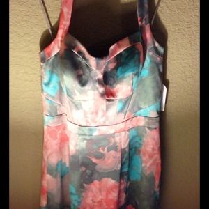 Jessica Simpson dress