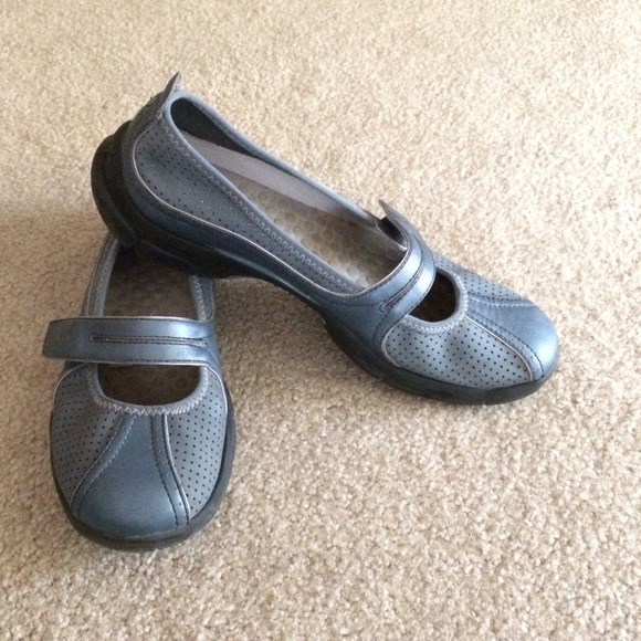 Privo by Clarks
