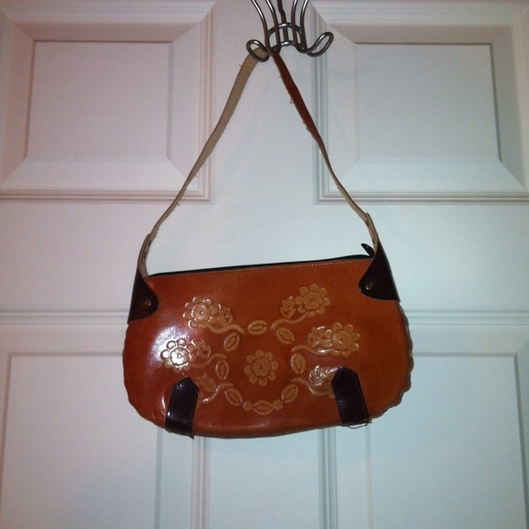 100% Leather Handbag
