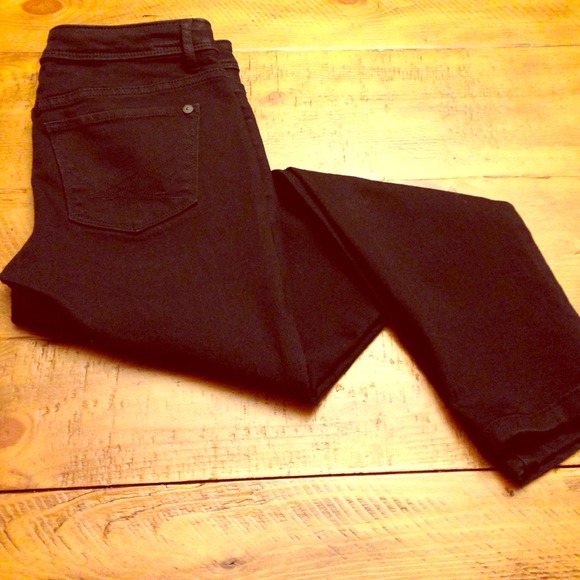 Black Skinny Jeans
