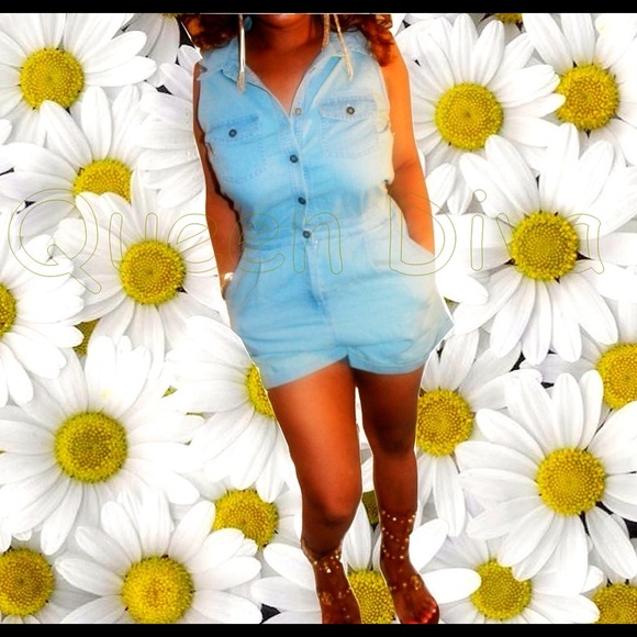 Light denim jean chambray open back shorts romper - Picture 3 of 3