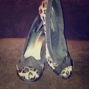 Christian Siriano pumps