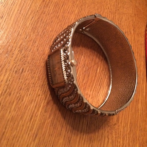 Beautiful Watch NWOT - Picture 2 of 2