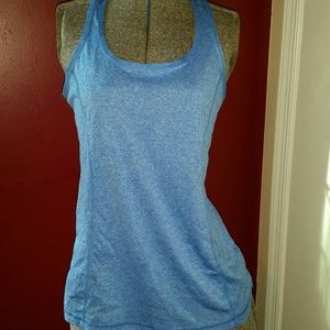 Loose fitting work out tank