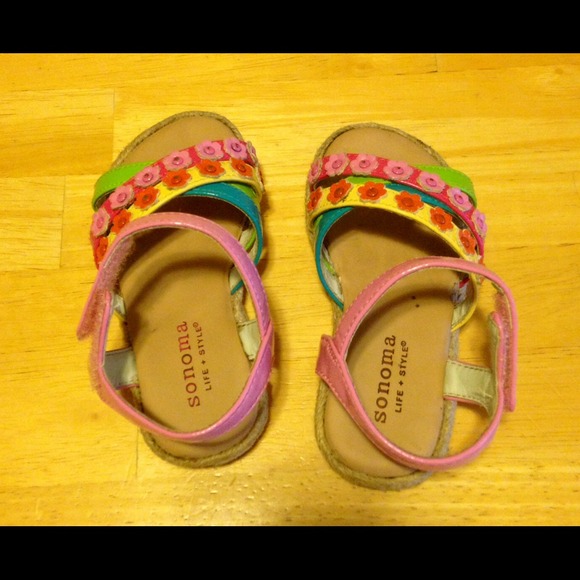 Girls Sandals - Picture 1 of 1