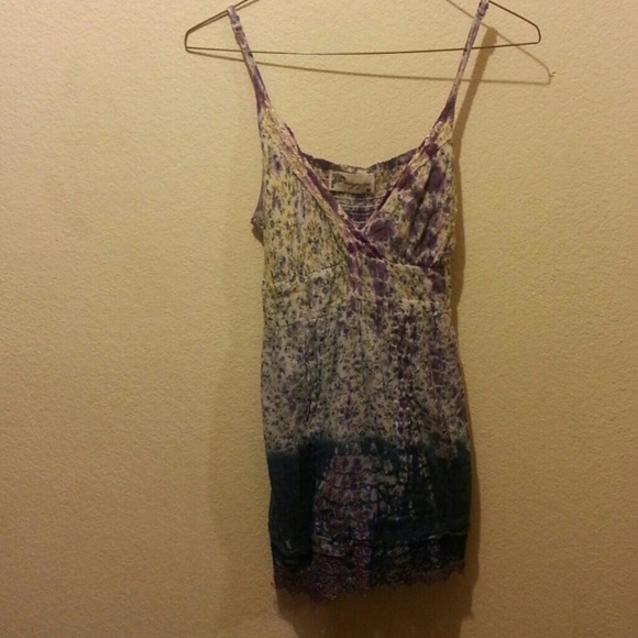 Floral lace tank