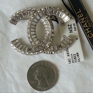 coco CHANEL CC brooch pin **AUTHENTIC**