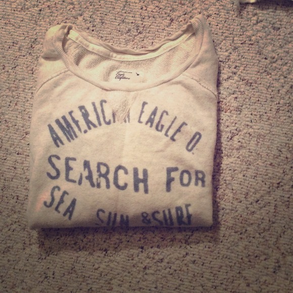 🚨SOLD🚨American Eagle Surf Pullover