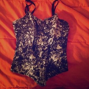 BETSEY JOHNSON B&W BUSTIER