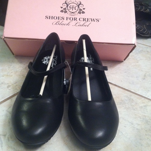 Black work shoes
