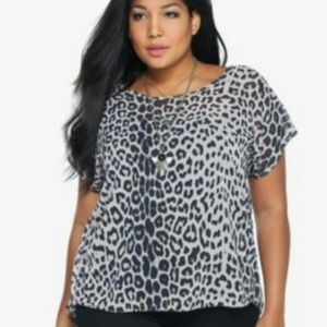 Torrid hi low top size 2x