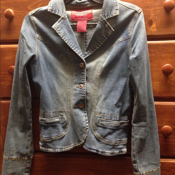 Jacket - Picture 2 of 3