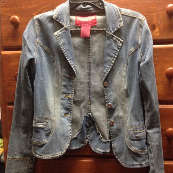 Jacket - Picture 3 of 3