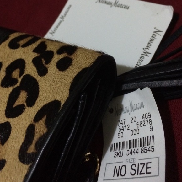 Wallet - Picture 2 of 4