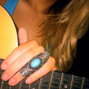 Large turquoise ring-one size