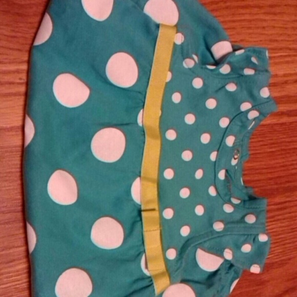 Adorable polka dotted baby outfit!