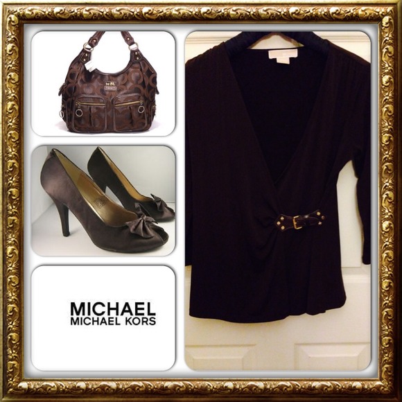 Michael Kors Tops - 🎉HP x 2  6/1, 11/28🎉 Michael Michael Kors
