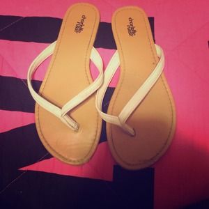 Flip flops ☀️🌴