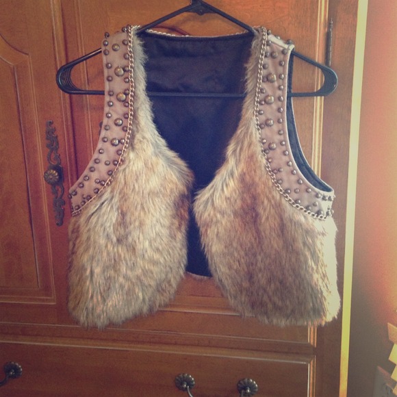 Vintage short fur vest