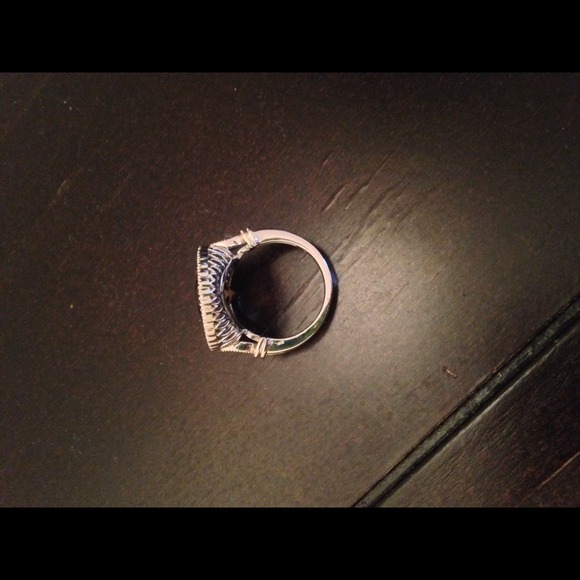 WHITE GOLD RING! - Picture 4 of 4