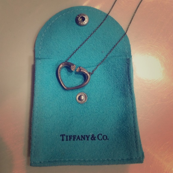 Vintage Tiffany Paloma Picasso Heart Necklace
