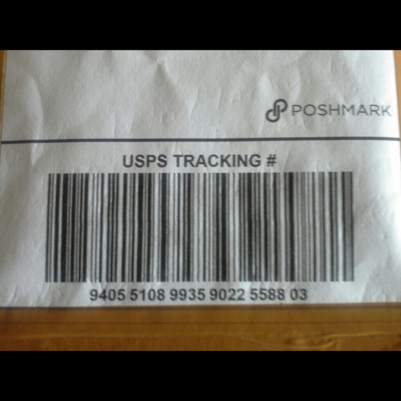 ♥ Bundled ♥ Textured Silver Clutch Style - Picture 4 of 4