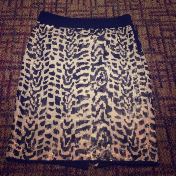 🎁Stunning Sequin Skirt🎁