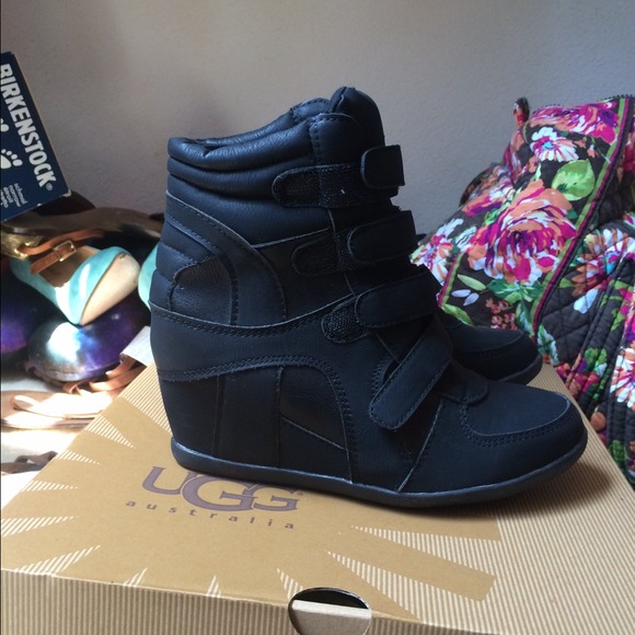 Wedge sneakers (bundle price $22)