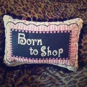 😴 Born to shop pillow