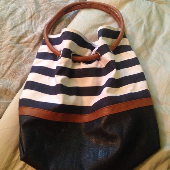 Nautical striped purse