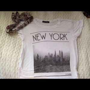 🚫sold🚫White NY top