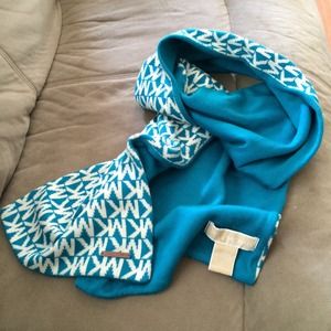 Teal authentic Michael Kors scarf- new w/o tags