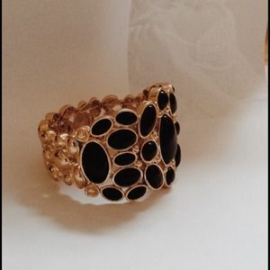 Beautiful Banana Republic Bracelet