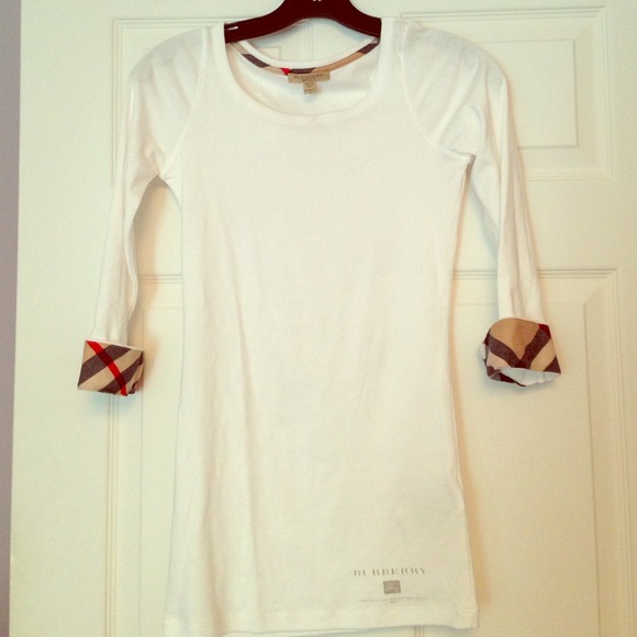 💯 authentic Burberry Brit t-shirt