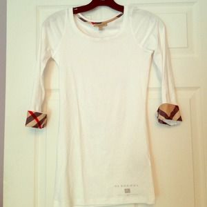 💯 authentic Burberry Brit t-shirt