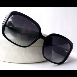 🔴sold🔴Coach Scarlett sunglasses