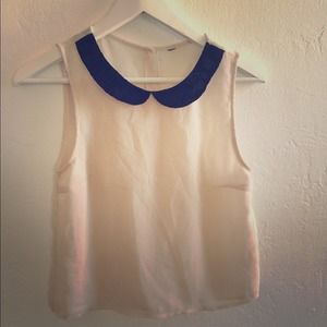 Lace peter pan collared crop top