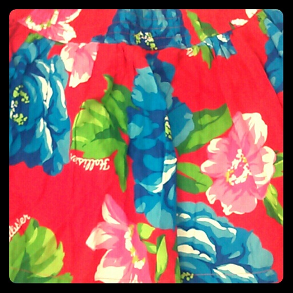 Hollister Floral Print skirt, size Small, NWOT
