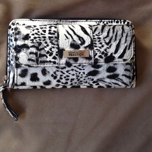 Kenneth cole wallet