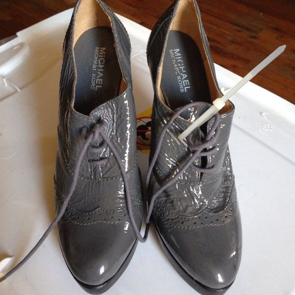 Funky Grey & Black patent leather shoes