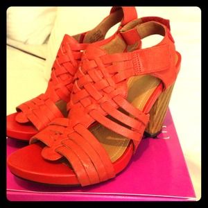 Brand new WO box. Clark sandals