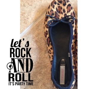 SALE ⬇️⬇️ Cheetah Ballet Flats -- cuteness!!