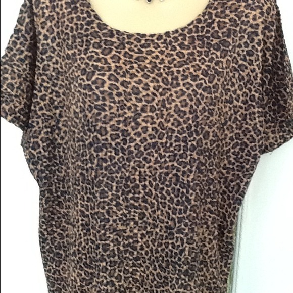 Animal print top