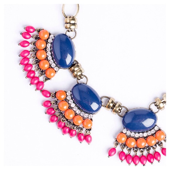 Jewelry - ❗️️FLASH SALE❗️Blue & Orange Fan Fringe Necklace