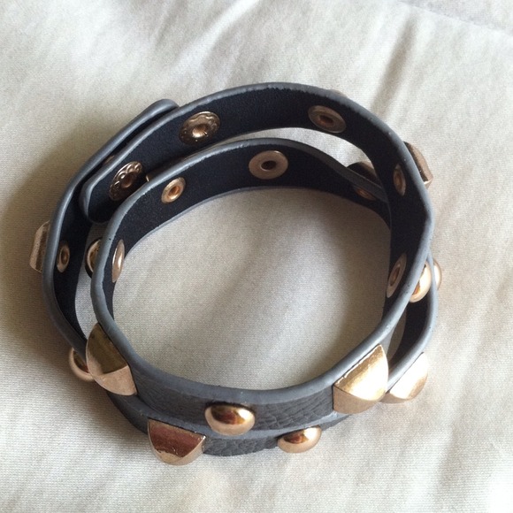 🅾sold🅾🌙Grey Double Strap Leather Bracelet🌙 - Picture 4 of 4